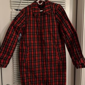 Almost new nylon trench rain coat